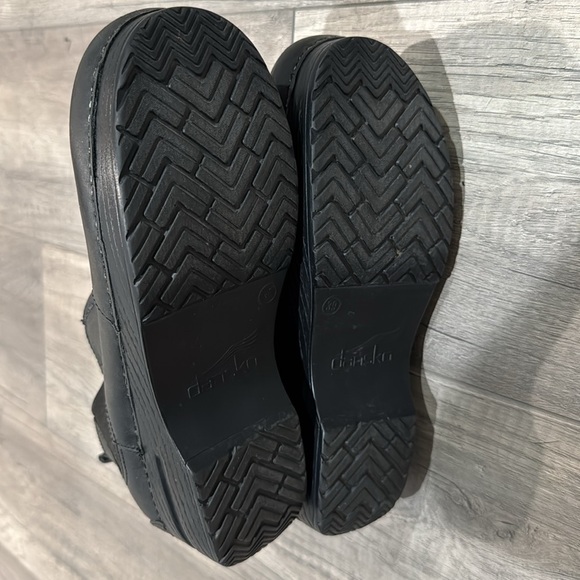 Dansko Black Oiled Leather Frankie Boot. Size 39 - Picture 5 of 9